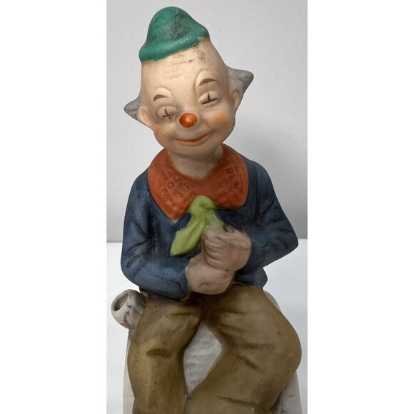 Vintage Porcelain Clown Figurine Holding Banana - Picture 2 of 5